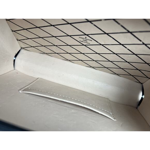 LOUIS VUITTON Petite Malle Epi Leather Crossbody Bag in Black - Picture 14 of 16